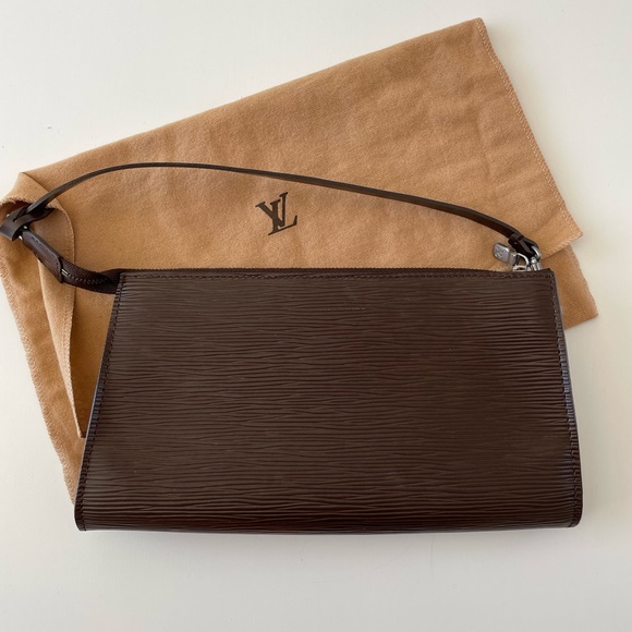 Auth VTG LOUIS VUITTON Brown Epi Leather Pochette - Picture 8 of 9